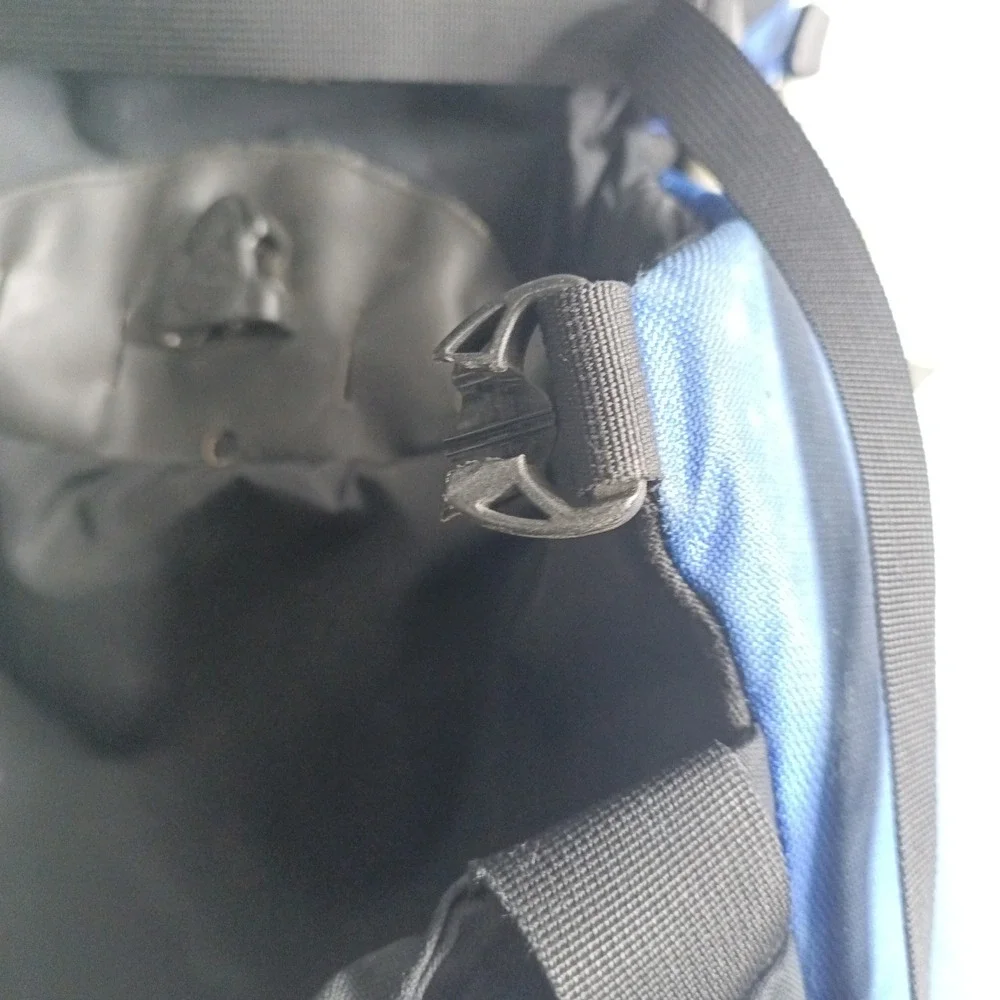 Osprey Eclipse 42 Technical Backpack Blue Black Hiking Climbing Bag Size Small